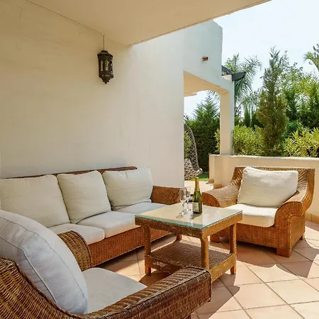 Apartment La Resina Country Golf - Estepona Marbella - Bajo Con Jardin Privado Y Solarium