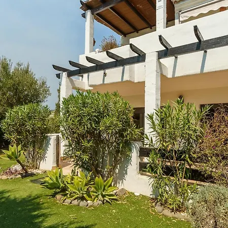 Luxurious And Spacious With A Private Garden And Solarium With Great Views In Area Marbella, Sunset Golf, La Resina Country Golf Estepona