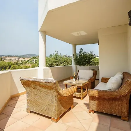 Apartment La Resina Country Golf - Estepona Marbella - Bajo Con Jardin Privado Y Solarium Estepona
