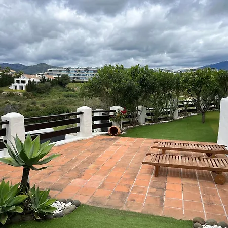 Lejlighed Luxurious And Spacious With A Private Garden And Solarium With Great Views In Area Marbella, Sunset Golf, La Resina Country Golf Estepona